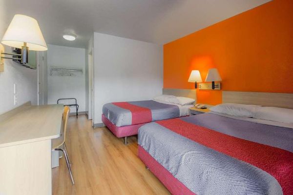 MOTEL 6 KELSO - MT ST HELENS (Kelso)